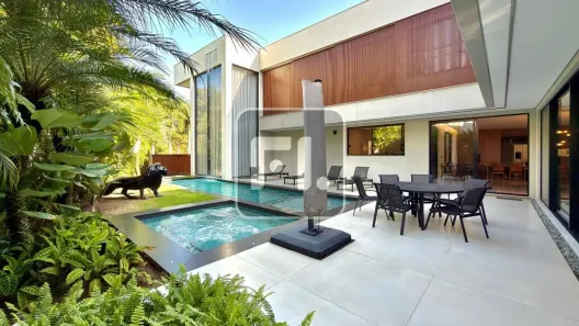 Casa de Condomínio com 5 Quartos à venda, 936m² no Alphaville, Santana de Parnaíba