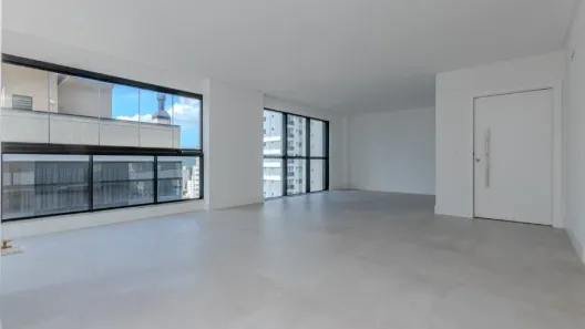 Apartamento com 3 Quartos à venda, 133m² no Meia Praia, Itapema