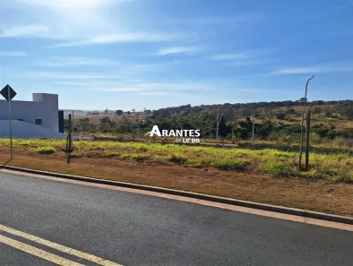 Lote/Terreno à venda, 281m² no Granja Marileusa, Uberlândia