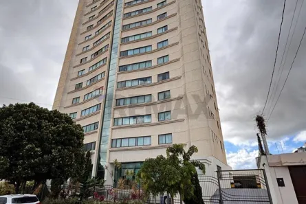 Apartamento com 3 Quartos à venda, 130m² no Candeias, Vitória da Conquista