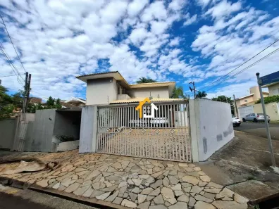 Sobrado com 3 Quartos à venda, 310m² no Jardim Tarraf, São José do Rio Preto