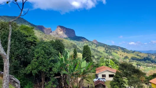 Fazenda/Sítio com 4 Quartos à venda, 3500m² no , São Bento do Sapucaí