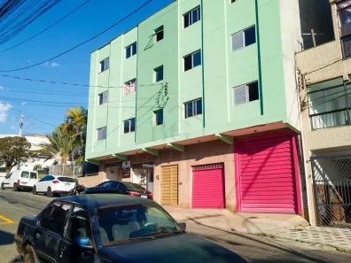 Apartamento com 3 Quartos para alugar, 90m² no Centro, Poços de Caldas