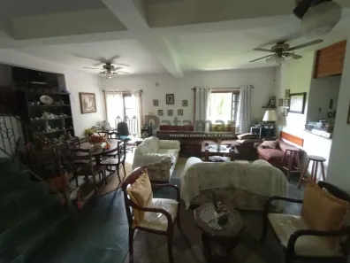 Sobrado com 3 Quartos à venda, 276m² no Granja Clotilde, Cotia
