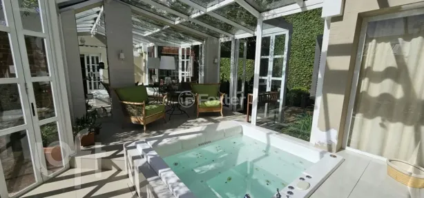 Casa com 3 Quartos à venda, 400m² no Chácara das Pedras, Porto Alegre