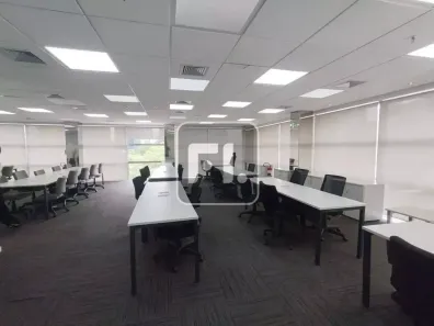 Sala Comercial à venda, 110m² no Vila Olímpia, São Paulo