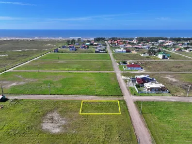 Lote/Terreno à venda, 300m² no Areias Claras, Balneário Gaivota