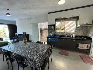 Sobrado com 3 Quartos à venda, 156m² no Parque Novo Mundo, Americana