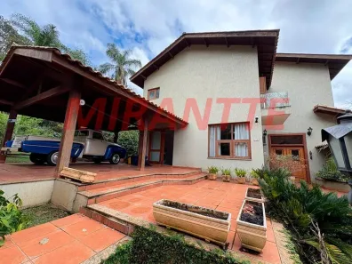 Casa de Condomínio com 3 Quartos para alugar, 440m² no Caraguatá, Mairiporã