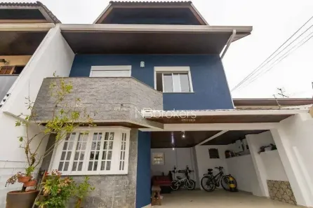 Sobrado com 4 Quartos à venda, 230m² no Bacacheri, Curitiba