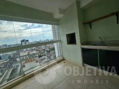 Apartamento com 3 Quartos para alugar, 110m² no Centro, Uberlândia