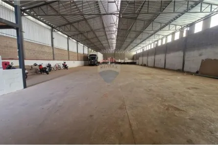 Galpão/Depósito/Armazém para alugar, 1300m² no Parque Imperial, Botucatu