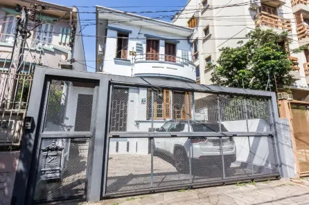 Casa com 4 Quartos à venda, 340m² no Rio Branco, Porto Alegre
