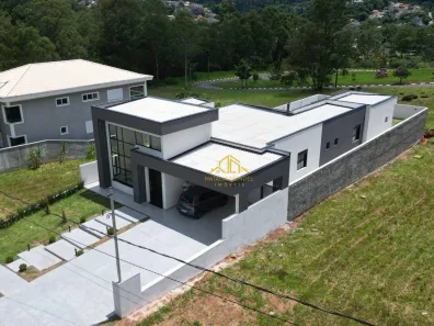 Casa de Condomínio com 4 Quartos à venda, 270m² no Jardim do Golf I, Jandira
