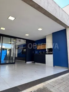 Casa com 3 Quartos para alugar, 150m² no Aclimação, Uberlândia