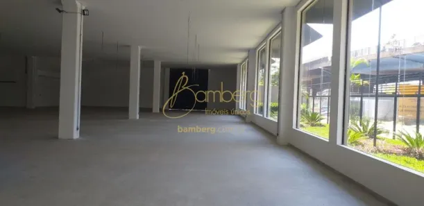 Sala Comercial para alugar, 8000m² no Água Branca, São Paulo