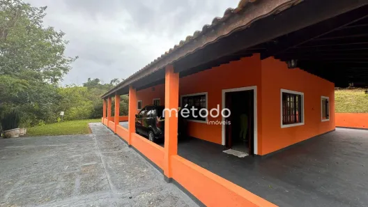 Fazenda/Sítio com 3 Quartos à venda, 250m² no Luiz Carlos, Guararema