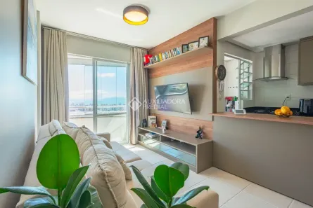 Apartamento com 2 Quartos à venda, 69m² no Capoeiras, Florianópolis