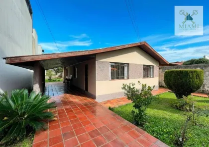 Casa com 3 Quartos para alugar, 100m² no Hauer, Curitiba