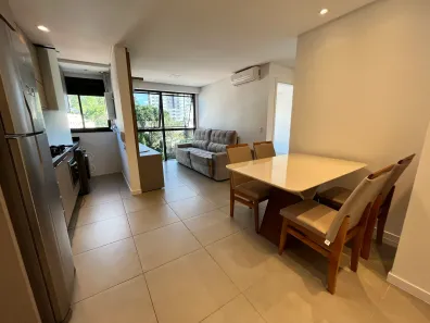 Apartamento com 2 Quartos para alugar, 62m² no Carvoeira, Florianópolis