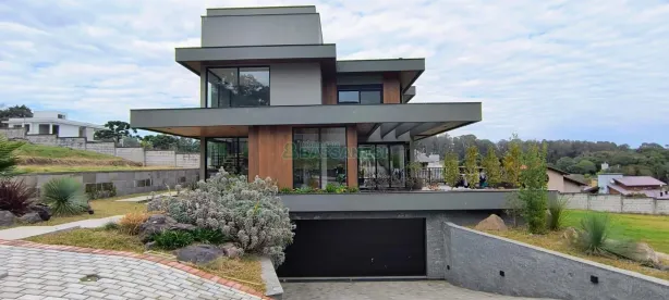 Casa com 3 Quartos à venda, 426m² no Santa Catarina, Caxias do Sul