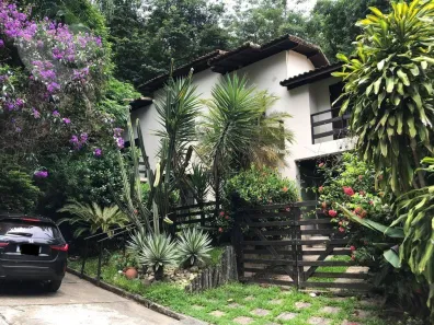 Casa de Condomínio com 5 Quartos à venda, 263m² no Baldeador, Niterói
