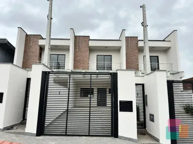 Sobrado com 3 Quartos à venda, 140m² no Costa e Silva, Joinville