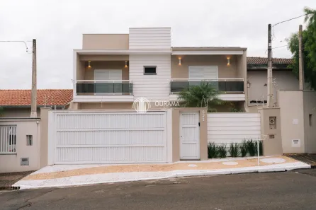 Casa com 3 Quartos à venda, 313m² no Vila Frezzarim, Americana