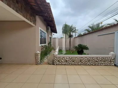 Casa com 3 Quartos à venda, 280m² no Jardim Atlântico, Goiânia