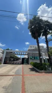 Apartamento com 2 Quartos para alugar, 45m² no Colinas, Londrina