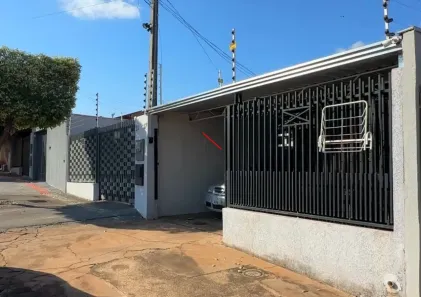 Casa com 3 Quartos à venda, 68m² no Jardim Ilha do Mel, Londrina