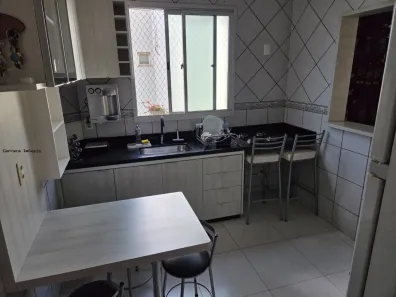 Apartamento com 2 Quartos para alugar, 74m² no Santa Mônica, Uberlândia