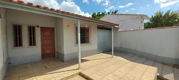 Casa com 2 Quartos à venda, 105m² no Casa de Pedra, Volta Redonda