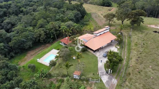 Fazenda/Sítio com 5 Quartos para alugar, 5000m² no Jardim Itália, Jundiaí