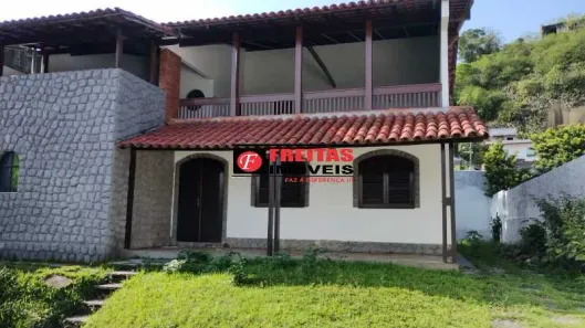 Casa com 4 Quartos à venda, 210m² no Piratininga, Niterói