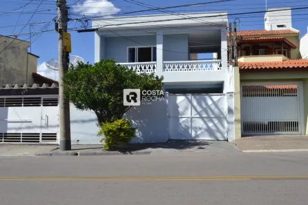 Casa com 4 Quartos à venda, 200m² no Jardim Independência, Salto