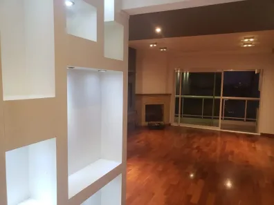 Apartamento com 3 Quartos para alugar, 145m² no Aclimação, São Paulo