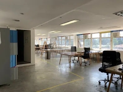 Galpão/Depósito/Armazém à venda, 448m² no Jardim Paulistano, São Paulo