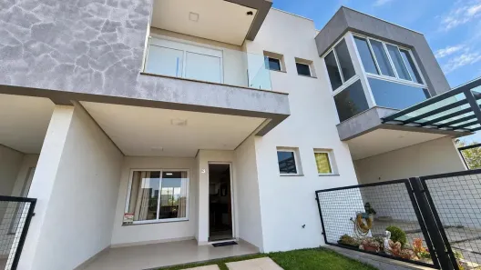 Sobrado com 2 Quartos à venda, 90m² no Torres, Torres