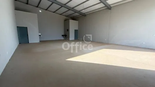 Galpão/Depósito/Armazém à venda, 140m² no Residencial Jardim Itália I e II Etapa, Anápolis