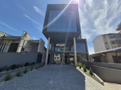 Sala Comercial para alugar, 180m² no Floresta, Caxias do Sul