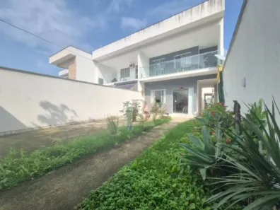 Casa com 4 Quartos à venda, 225m² no Piratininga, Niterói