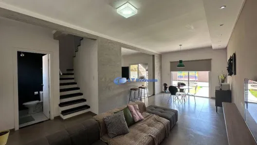 Sobrado com 3 Quartos à venda, 121m² no Jardim Nova Esperança, Jacareí