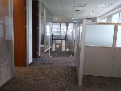 Sala Comercial para alugar, 105m² no Vila Olímpia, São Paulo