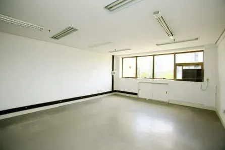 Sala Comercial para alugar, 38m² no Rio Branco, Porto Alegre