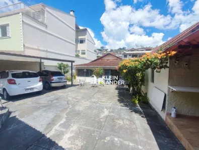 Casa com 4 Quartos à venda, 206m² no Braunes, Nova Friburgo