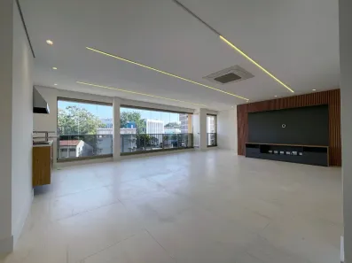 Apartamento com 4 Quartos para alugar, 186m² no Real Parque, São Paulo