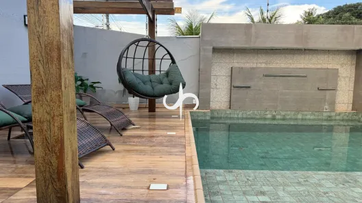 Casa com 3 Quartos à venda, 250m² no Anápolis City, Anápolis
