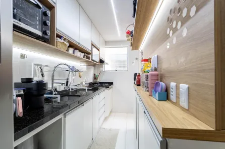 Apartamento com 2 Quartos à venda, 57m² no Santo Antônio, Porto Alegre