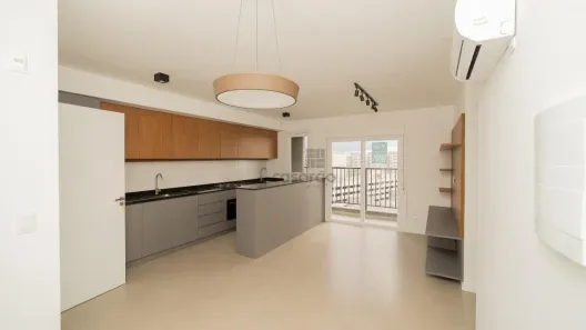 Apartamento com 3 Quartos para alugar, 71m² no São Gonçalo, Pelotas